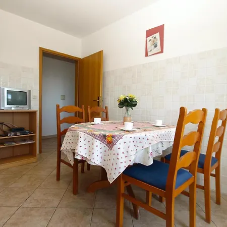 Apartmán Fuer 4 Personen Ca 60 Qm In Pula, Istrien Istrische Riviera *